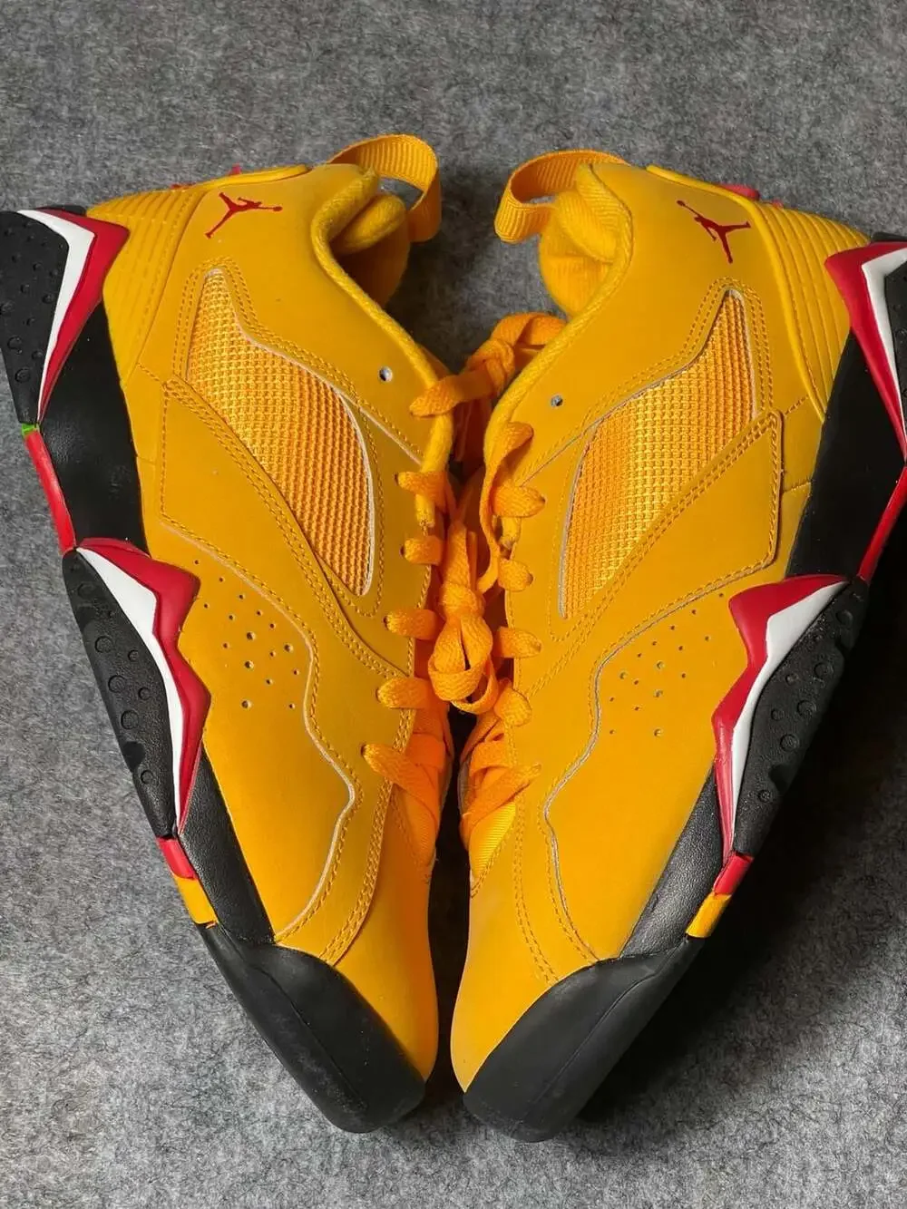 Air Jordan 7 Retro Low NRG Taxi University Red Black